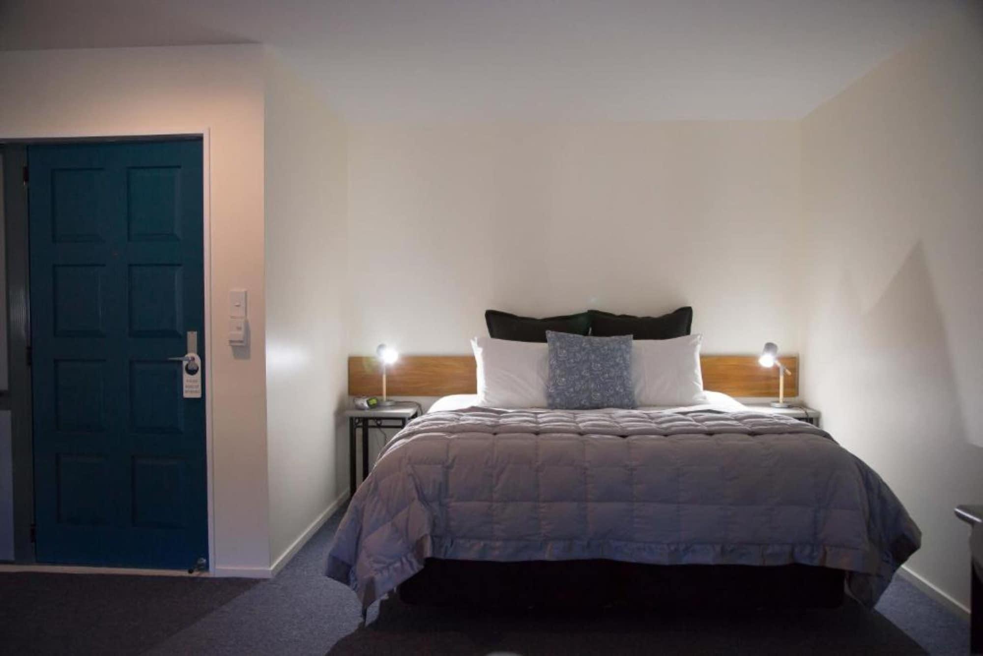 Akaroa Criterion Motel Экстерьер фото