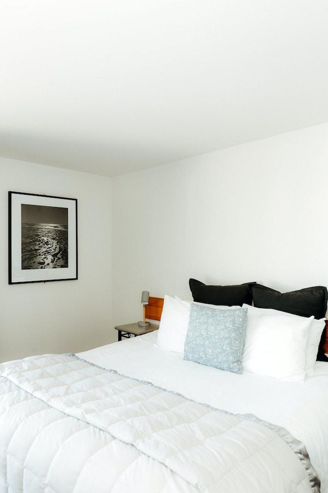 Akaroa Criterion Motel Экстерьер фото