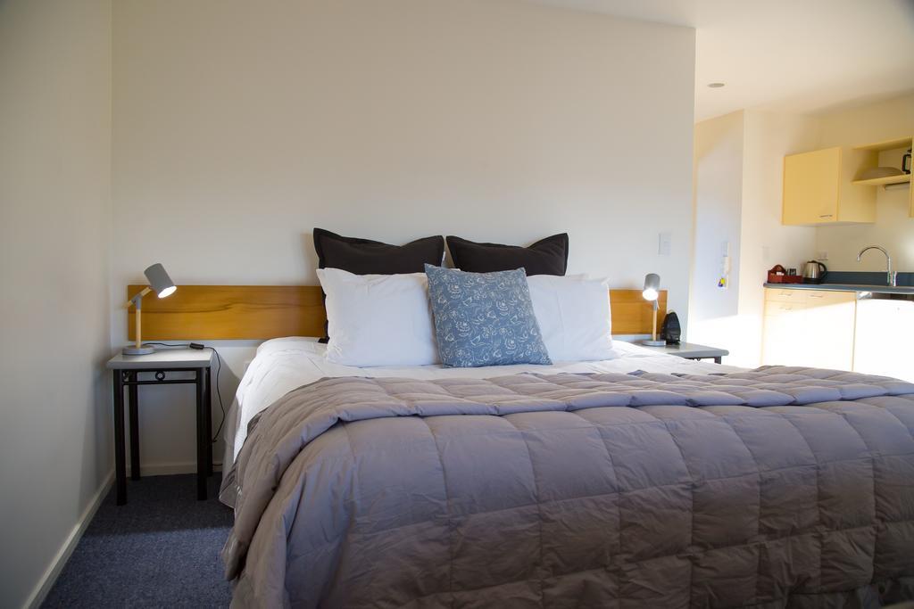 Akaroa Criterion Motel Экстерьер фото