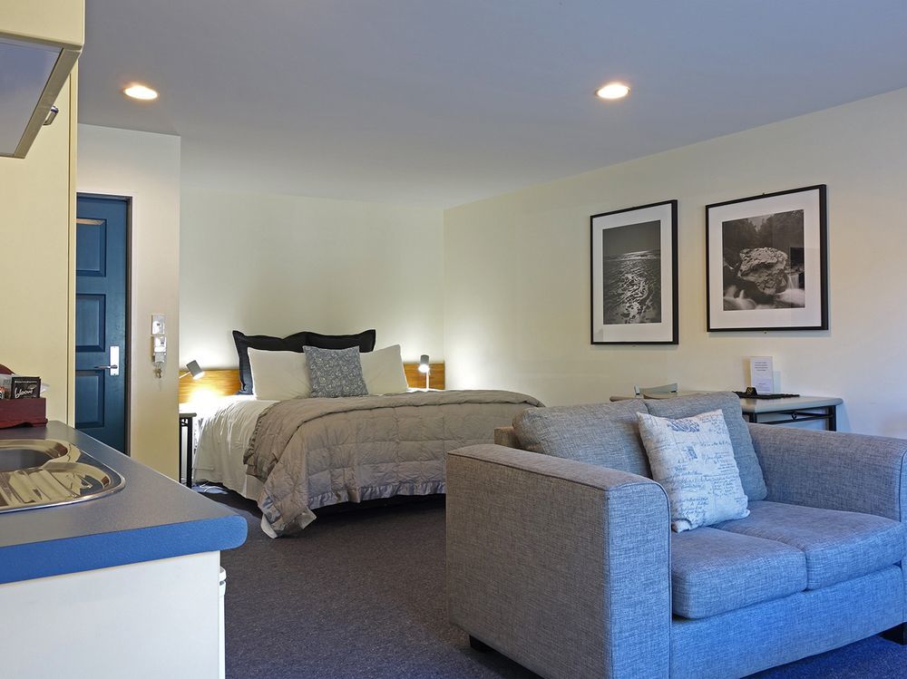 Akaroa Criterion Motel Экстерьер фото
