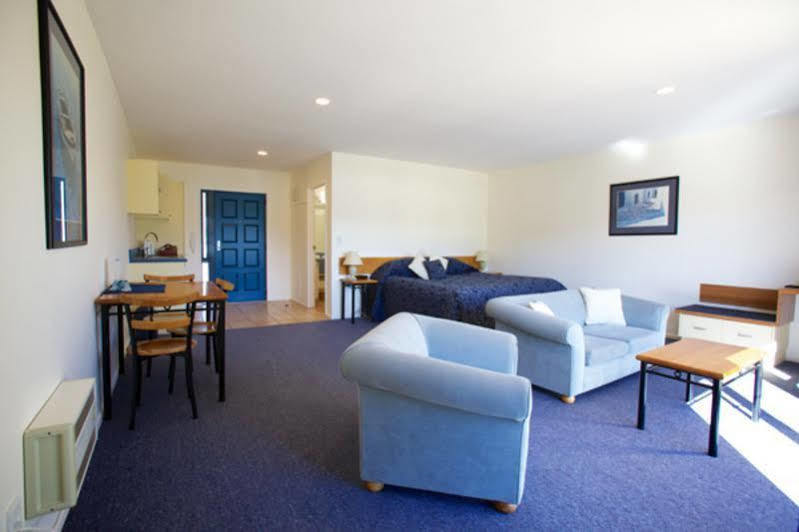 Akaroa Criterion Motel Экстерьер фото